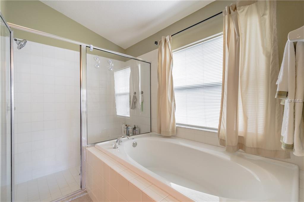 6806 GUILFORD CREST DRIVE, APOLLO BEACH, Florida 33572, 4 Bedrooms Bedrooms, 5 Rooms Rooms,2 BathroomsBathrooms,Residential,For sale,GUILFORD CREST,T2922205