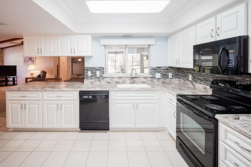 2951 PLANTATION ROAD, WINTER HAVEN, Florida 33884, 3 Bedrooms Bedrooms, 9 Rooms Rooms,2 BathroomsBathrooms,Residential,For sale,PLANTATION,P4718717