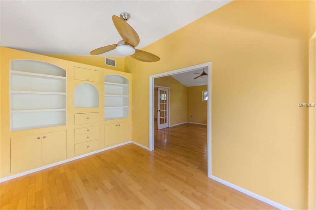 1237 SEA PLUME WAY, SARASOTA, Florida 34242, 4 Bedrooms Bedrooms, 9 Rooms Rooms,3 BathroomsBathrooms,Residential,For sale,SEA PLUME,A4207945