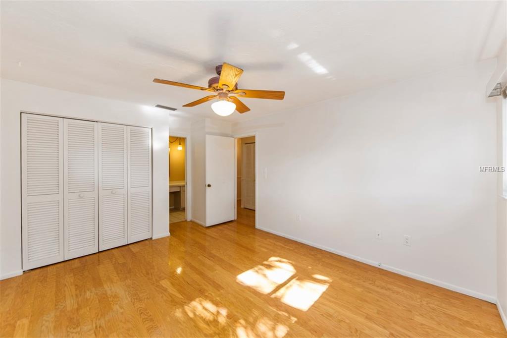 1237 SEA PLUME WAY, SARASOTA, Florida 34242, 4 Bedrooms Bedrooms, 9 Rooms Rooms,3 BathroomsBathrooms,Residential,For sale,SEA PLUME,A4207945