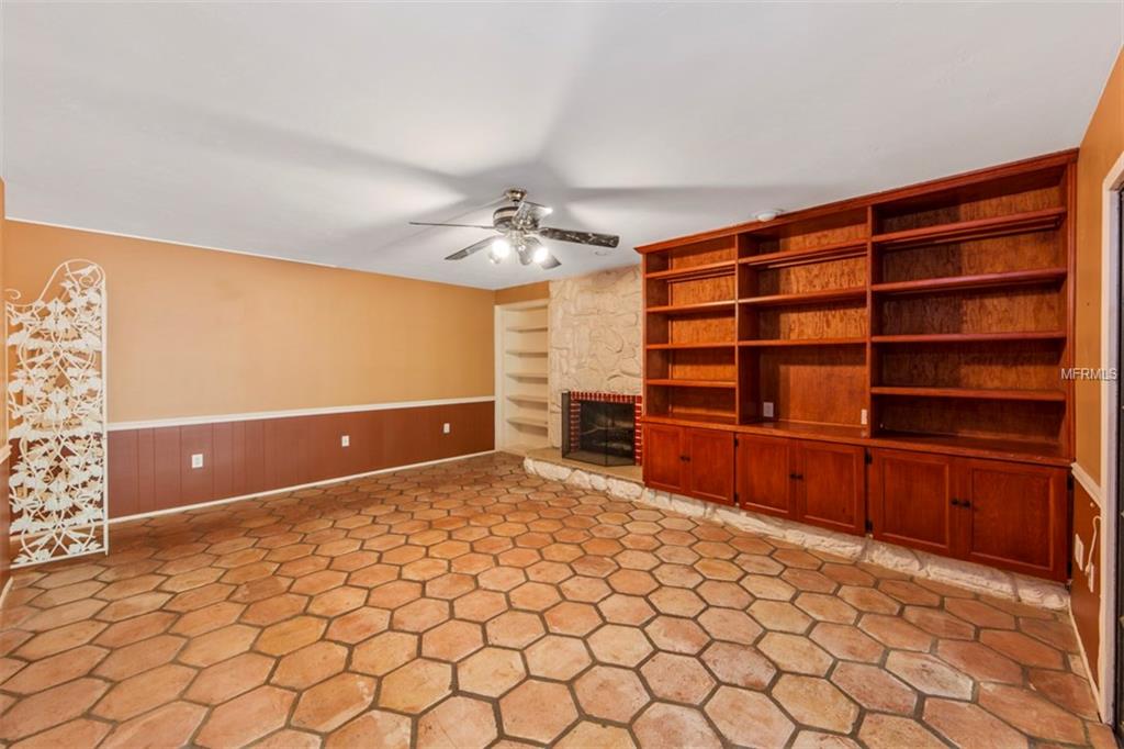 1237 SEA PLUME WAY, SARASOTA, Florida 34242, 4 Bedrooms Bedrooms, 9 Rooms Rooms,3 BathroomsBathrooms,Residential,For sale,SEA PLUME,A4207945