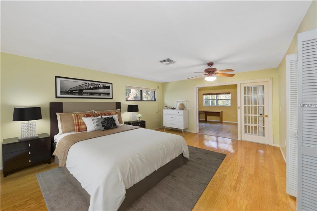 1237 SEA PLUME WAY, SARASOTA, Florida 34242, 4 Bedrooms Bedrooms, 9 Rooms Rooms,3 BathroomsBathrooms,Residential,For sale,SEA PLUME,A4207945