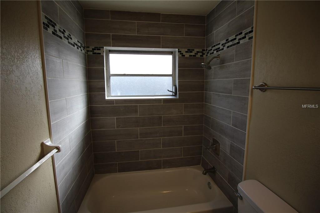 2307 9TH STREET NE, WINTER HAVEN, Florida 33881, 4 Bedrooms Bedrooms, 4 Rooms Rooms,2 BathroomsBathrooms,Residential,For sale,9TH,G4852532