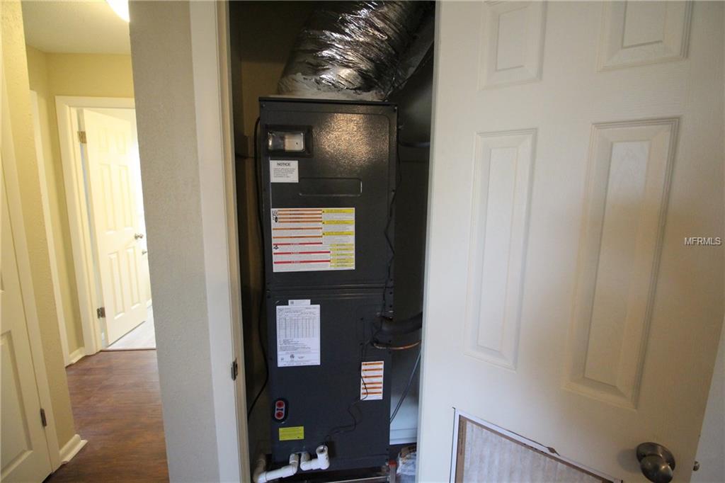 2307 9TH STREET NE, WINTER HAVEN, Florida 33881, 4 Bedrooms Bedrooms, 4 Rooms Rooms,2 BathroomsBathrooms,Residential,For sale,9TH,G4852532