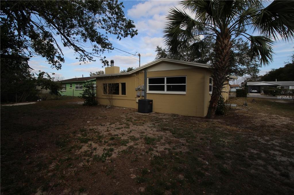 2307 9TH STREET NE, WINTER HAVEN, Florida 33881, 4 Bedrooms Bedrooms, 4 Rooms Rooms,2 BathroomsBathrooms,Residential,For sale,9TH,G4852532