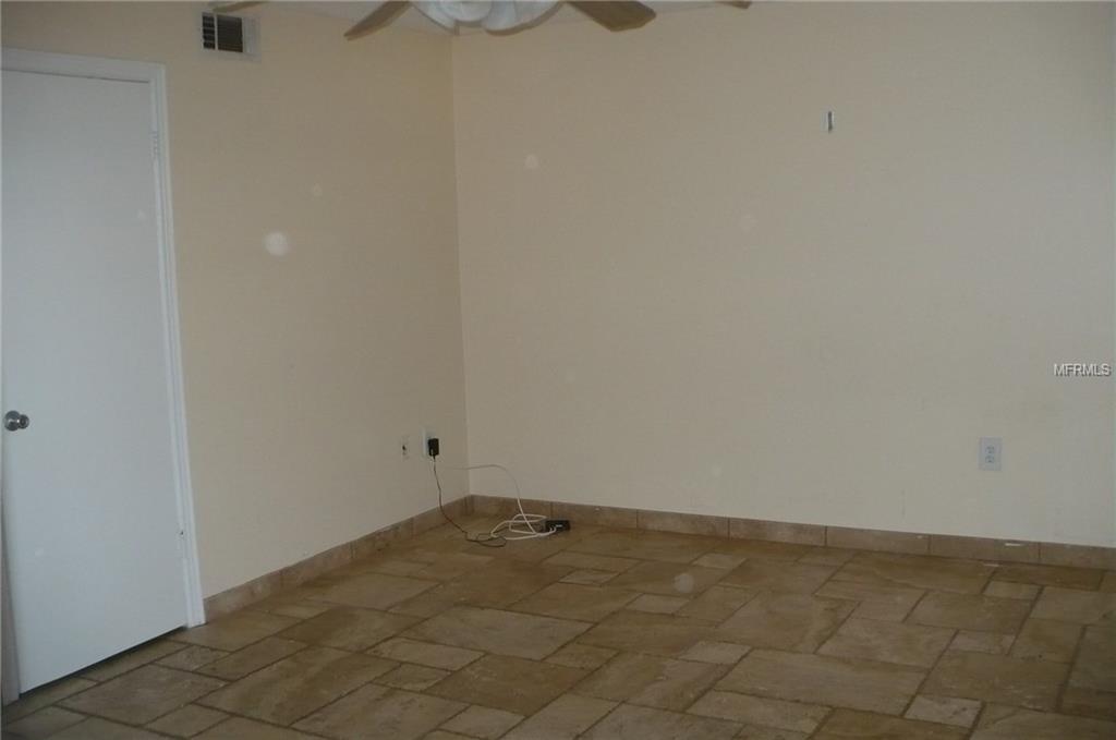 350 79TH AVENUE N, ST PETERSBURG, Florida 33702, 1 Bedroom Bedrooms, 4 Rooms Rooms,1 BathroomBathrooms,Residential,For sale,79TH,U7847199