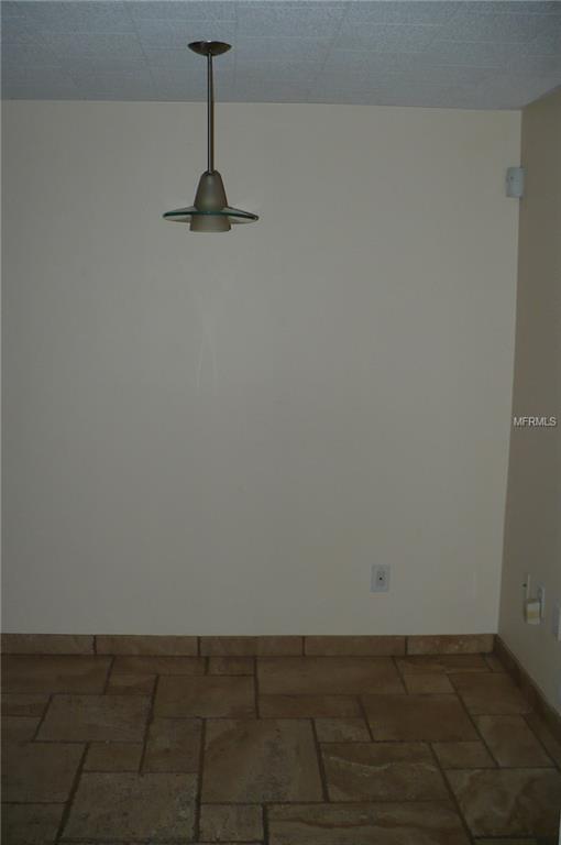 350 79TH AVENUE N, ST PETERSBURG, Florida 33702, 1 Bedroom Bedrooms, 4 Rooms Rooms,1 BathroomBathrooms,Residential,For sale,79TH,U7847199
