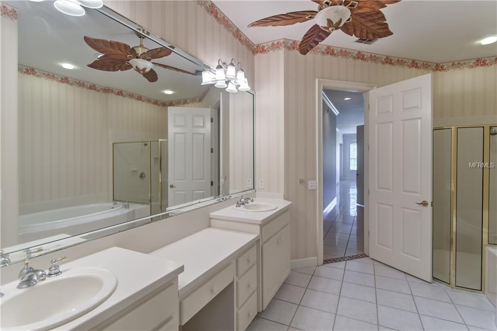 2702 PRESTWICK DRIVE, LAKELAND, Florida 33803, 2 Bedrooms Bedrooms, 6 Rooms Rooms,2 BathroomsBathrooms,Residential,For sale,PRESTWICK,L4725497