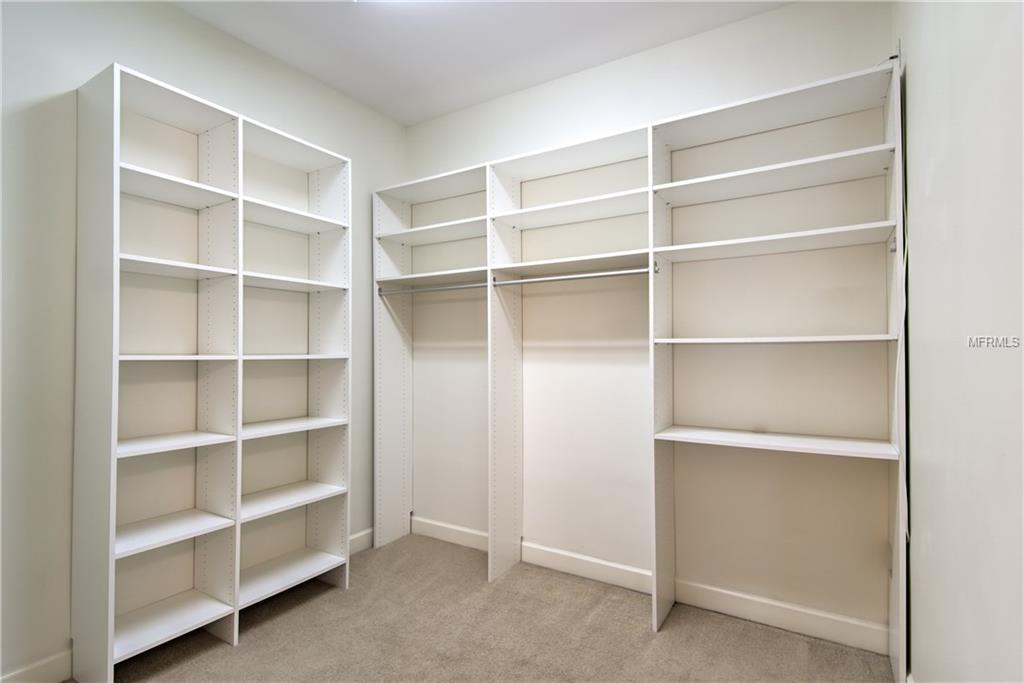 2702 PRESTWICK DRIVE, LAKELAND, Florida 33803, 2 Bedrooms Bedrooms, 6 Rooms Rooms,2 BathroomsBathrooms,Residential,For sale,PRESTWICK,L4725497