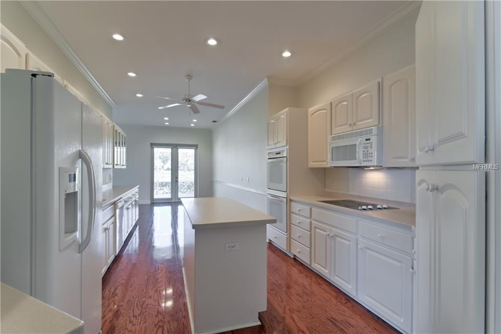 2702 PRESTWICK DRIVE, LAKELAND, Florida 33803, 2 Bedrooms Bedrooms, 6 Rooms Rooms,2 BathroomsBathrooms,Residential,For sale,PRESTWICK,L4725497