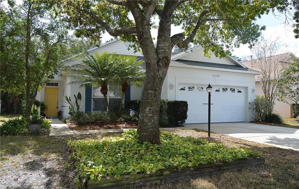 12340 HOLLYBUSH TERRACE, LAKEWOOD RANCH, Florida 34202, 3 Bedrooms Bedrooms, 7 Rooms Rooms,2 BathroomsBathrooms,Residential,For sale,HOLLYBUSH,A4209904