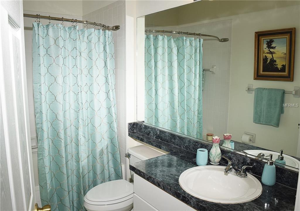 12340 HOLLYBUSH TERRACE, LAKEWOOD RANCH, Florida 34202, 3 Bedrooms Bedrooms, 7 Rooms Rooms,2 BathroomsBathrooms,Residential,For sale,HOLLYBUSH,A4209904