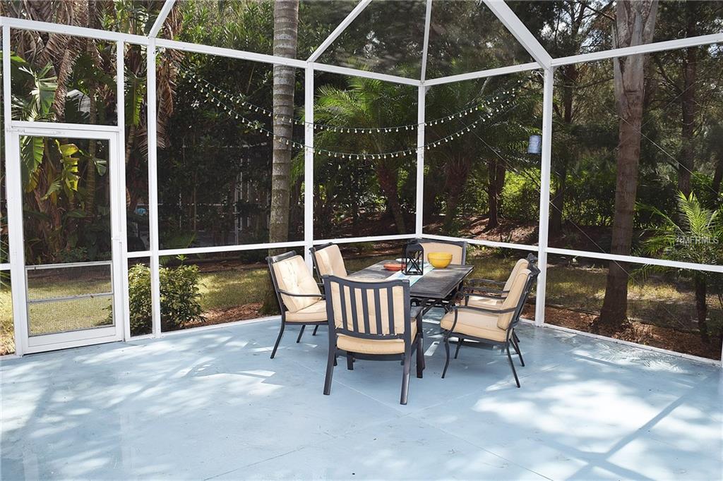 12340 HOLLYBUSH TERRACE, LAKEWOOD RANCH, Florida 34202, 3 Bedrooms Bedrooms, 7 Rooms Rooms,2 BathroomsBathrooms,Residential,For sale,HOLLYBUSH,A4209904