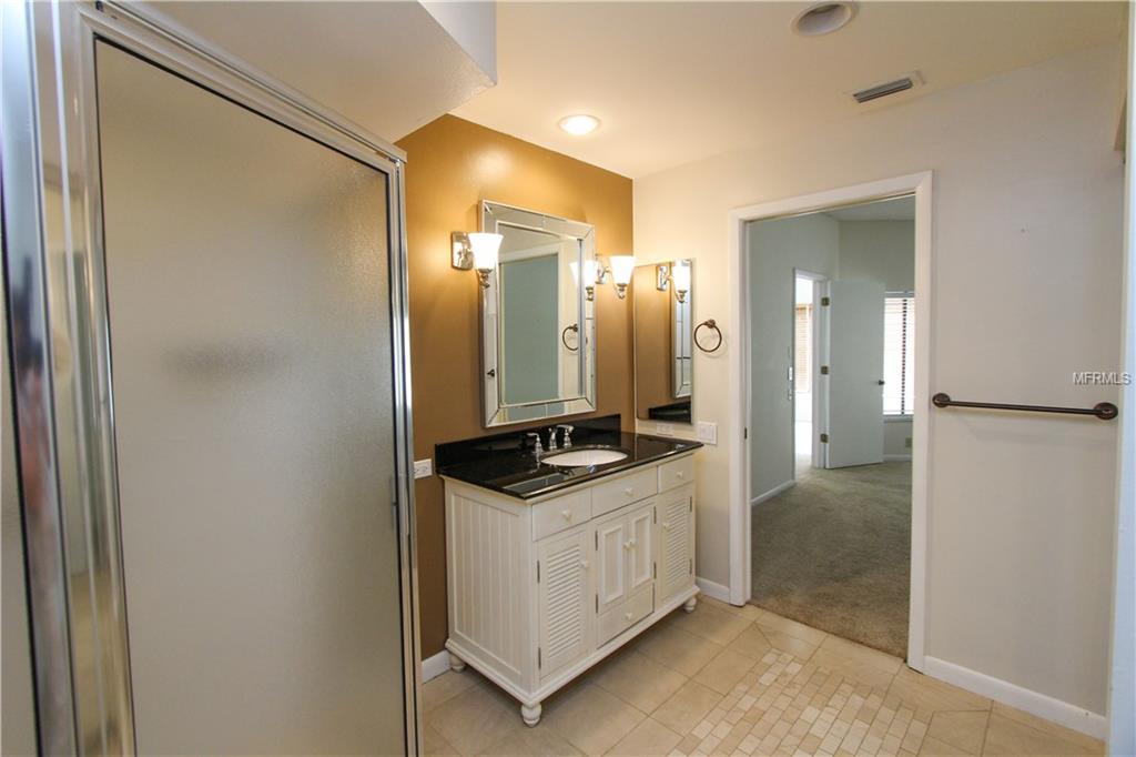 3024 LANDMARK BOULEVARD, PALM HARBOR, Florida 34684, 3 Bedrooms Bedrooms, 8 Rooms Rooms,2 BathroomsBathrooms,Residential,For sale,LANDMARK,U7847550