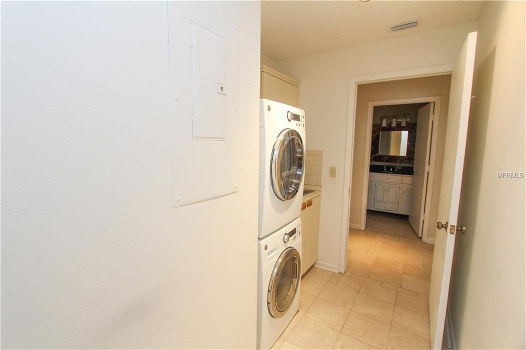 3024 LANDMARK BOULEVARD, PALM HARBOR, Florida 34684, 3 Bedrooms Bedrooms, 8 Rooms Rooms,2 BathroomsBathrooms,Residential,For sale,LANDMARK,U7847550