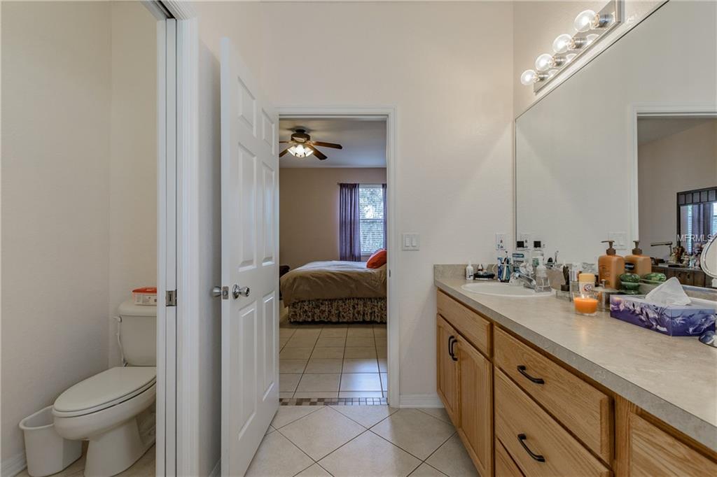 5373 OXFORD MANOR CIRCLE, LAKELAND, Florida 33810, 4 Bedrooms Bedrooms, 7 Rooms Rooms,2 BathroomsBathrooms,Residential,For sale,OXFORD MANOR,T2928597