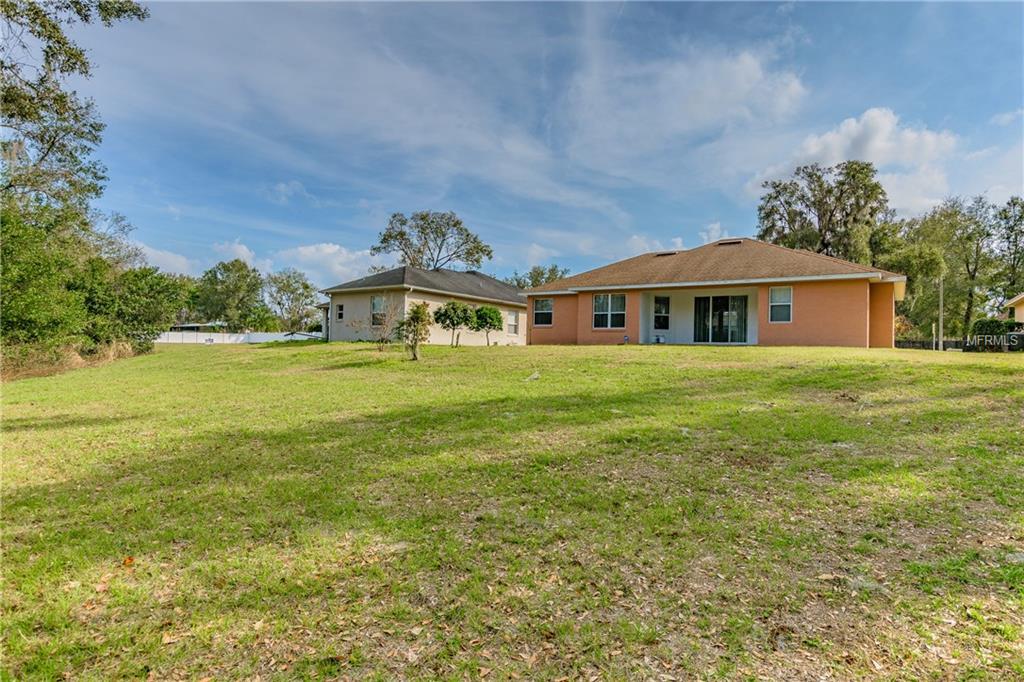 5373 OXFORD MANOR CIRCLE, LAKELAND, Florida 33810, 4 Bedrooms Bedrooms, 7 Rooms Rooms,2 BathroomsBathrooms,Residential,For sale,OXFORD MANOR,T2928597