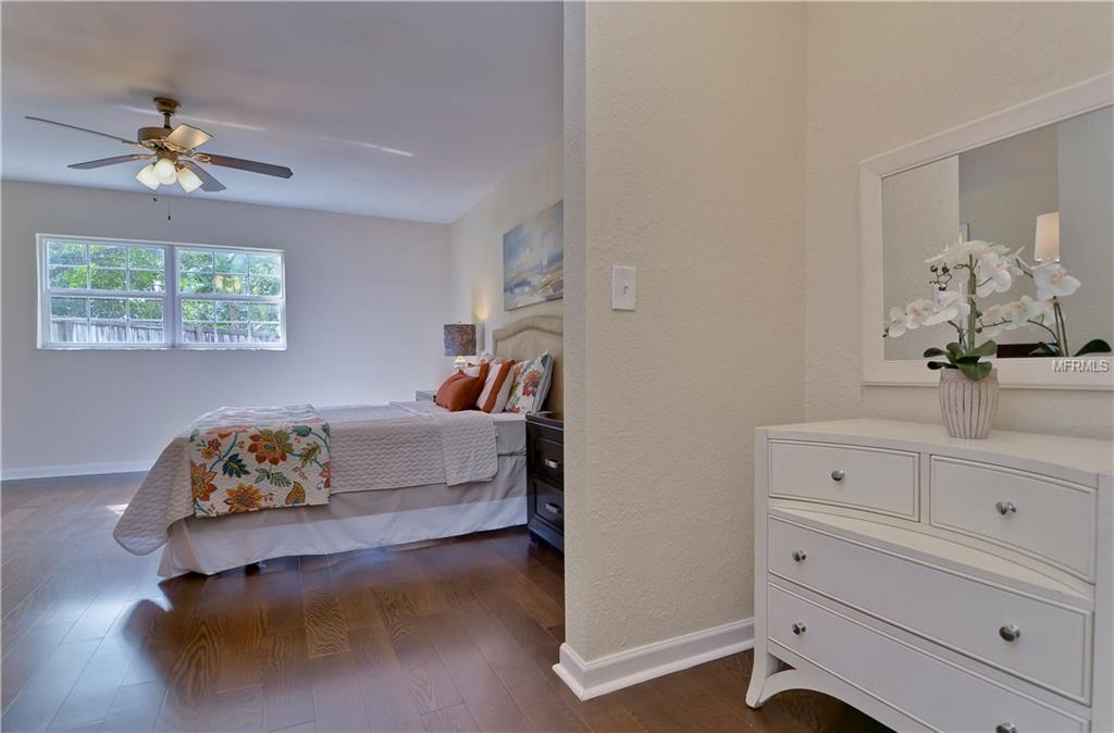 13512 LITTLE LAKE PLACE, TAMPA, Florida 33613, 4 Bedrooms Bedrooms, 5 Rooms Rooms,3 BathroomsBathrooms,Residential,For sale,LITTLE LAKE,T2890180