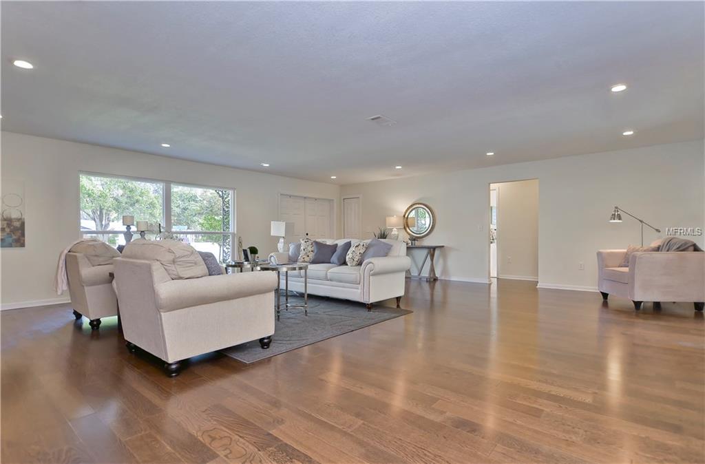 13512 LITTLE LAKE PLACE, TAMPA, Florida 33613, 4 Bedrooms Bedrooms, 5 Rooms Rooms,3 BathroomsBathrooms,Residential,For sale,LITTLE LAKE,T2890180