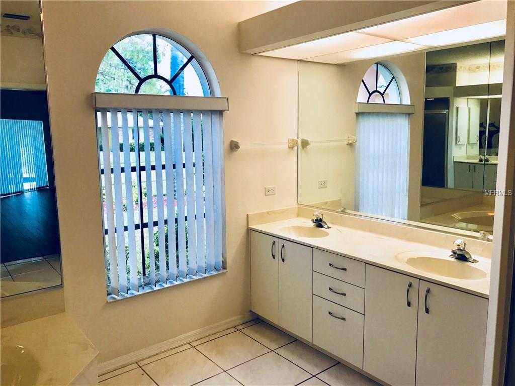 1578 VERMEER DRIVE, NOKOMIS, Florida 34275, 3 Bedrooms Bedrooms, 8 Rooms Rooms,2 BathroomsBathrooms,Residential,For sale,VERMEER,A4199422