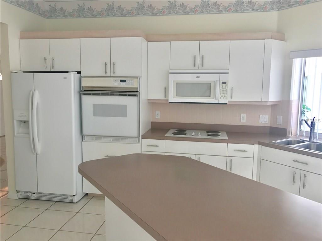 1578 VERMEER DRIVE, NOKOMIS, Florida 34275, 3 Bedrooms Bedrooms, 8 Rooms Rooms,2 BathroomsBathrooms,Residential,For sale,VERMEER,A4199422