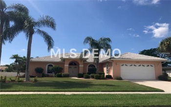 1578 VERMEER DRIVE, NOKOMIS, Florida 34275, 3 Bedrooms Bedrooms, 8 Rooms Rooms,2 BathroomsBathrooms,Residential,For sale,VERMEER,A4199422