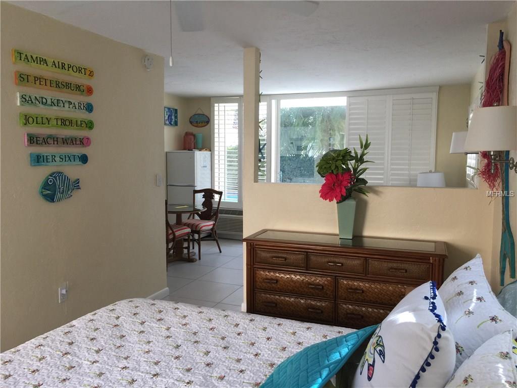 800 BAYWAY BOULEVARD, CLEARWATER BEACH, Florida 33767, 1 Bedroom Bedrooms, 3 Rooms Rooms,1 BathroomBathrooms,Residential,For sale,BAYWAY,U7839602