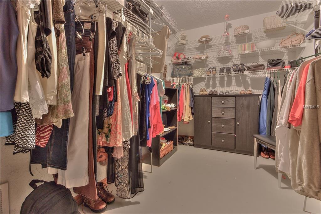 233 SANTA ROSA DRIVE, WINTER HAVEN, Florida 33884, 4 Bedrooms Bedrooms, 7 Rooms Rooms,2 BathroomsBathrooms,Residential,For sale,SANTA ROSA,L4724973