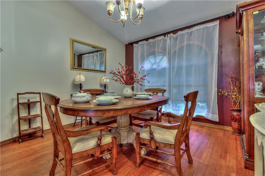 233 SANTA ROSA DRIVE, WINTER HAVEN, Florida 33884, 4 Bedrooms Bedrooms, 7 Rooms Rooms,2 BathroomsBathrooms,Residential,For sale,SANTA ROSA,L4724973