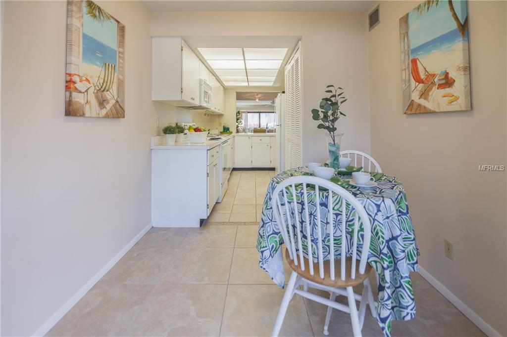 5655 GULF OF MEXICO DRIVE, LONGBOAT KEY, Florida 34228, 2 Bedrooms Bedrooms, 6 Rooms Rooms,2 BathroomsBathrooms,Residential,For sale,GULF OF MEXICO,U7845871