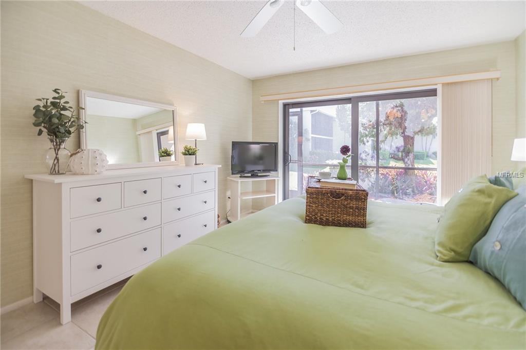 5655 GULF OF MEXICO DRIVE, LONGBOAT KEY, Florida 34228, 2 Bedrooms Bedrooms, 6 Rooms Rooms,2 BathroomsBathrooms,Residential,For sale,GULF OF MEXICO,U7845871