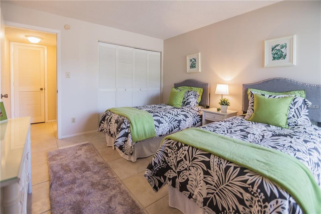 5655 GULF OF MEXICO DRIVE, LONGBOAT KEY, Florida 34228, 2 Bedrooms Bedrooms, 6 Rooms Rooms,2 BathroomsBathrooms,Residential,For sale,GULF OF MEXICO,U7845871