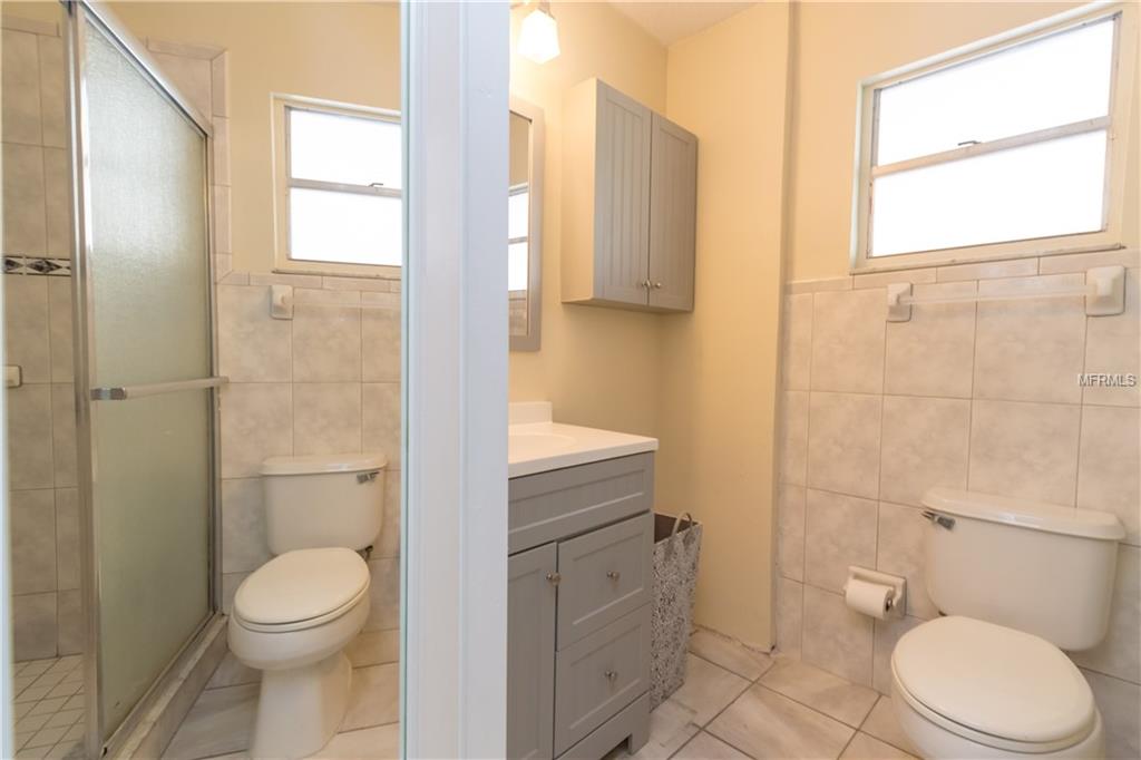 2332 CANALBLUFF PLACE, SARASOTA, Florida 34231, 2 Bedrooms Bedrooms, 3 Rooms Rooms,2 BathroomsBathrooms,Residential,For sale,CANALBLUFF,A4208711