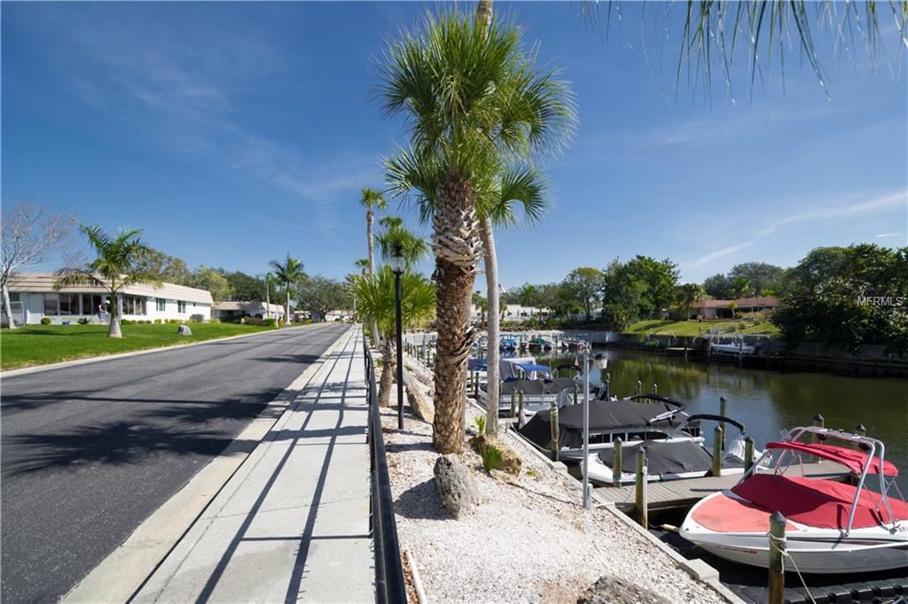 2332 CANALBLUFF PLACE, SARASOTA, Florida 34231, 2 Bedrooms Bedrooms, 3 Rooms Rooms,2 BathroomsBathrooms,Residential,For sale,CANALBLUFF,A4208711