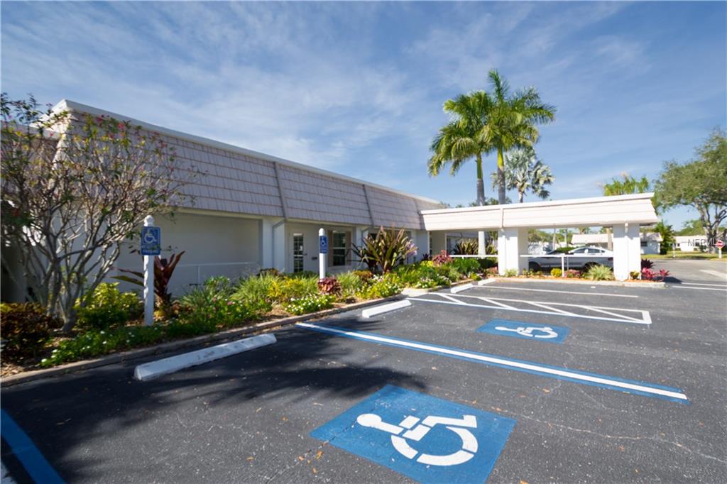 2332 CANALBLUFF PLACE, SARASOTA, Florida 34231, 2 Bedrooms Bedrooms, 3 Rooms Rooms,2 BathroomsBathrooms,Residential,For sale,CANALBLUFF,A4208711