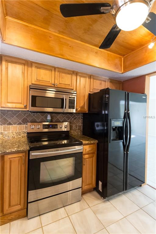 2332 CANALBLUFF PLACE, SARASOTA, Florida 34231, 2 Bedrooms Bedrooms, 3 Rooms Rooms,2 BathroomsBathrooms,Residential,For sale,CANALBLUFF,A4208711