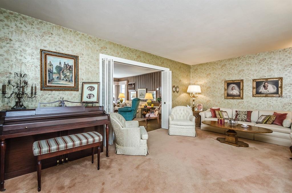 4212 W DALE AVENUE, TAMPA, Florida 33609, 3 Bedrooms Bedrooms, 8 Rooms Rooms,2 BathroomsBathrooms,Residential,For sale,DALE,T2928078