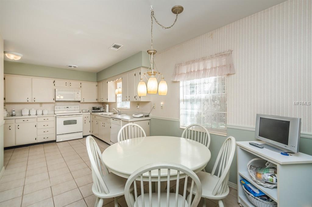 4212 W DALE AVENUE, TAMPA, Florida 33609, 3 Bedrooms Bedrooms, 8 Rooms Rooms,2 BathroomsBathrooms,Residential,For sale,DALE,T2928078