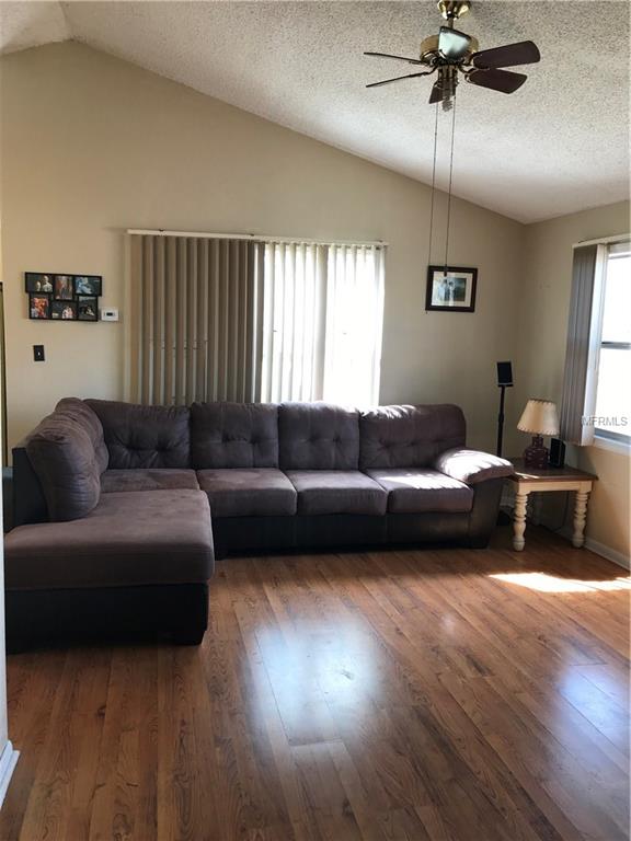 522 S WIGGINS ROAD, PLANT CITY, Florida 33566, 3 Bedrooms Bedrooms, 3 Rooms Rooms,1 BathroomBathrooms,Residential,For sale,WIGGINS,T2928491