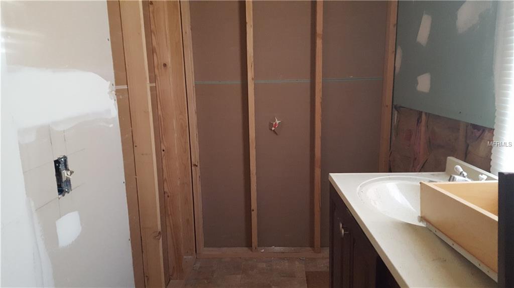 316 EDWIN DRIVE, RUSKIN, Florida 33570, 4 Bedrooms Bedrooms, 3 Rooms Rooms,2 BathroomsBathrooms,Residential,For sale,EDWIN,T2864182