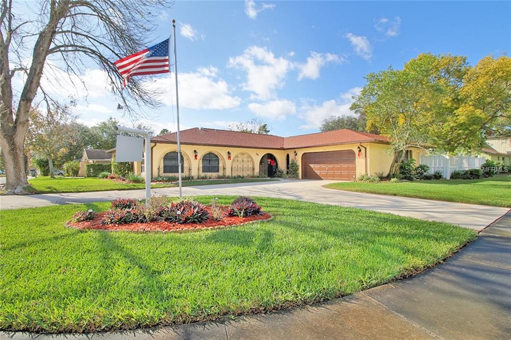 2288 RIVERSIDE DRIVE N, CLEARWATER, Florida 33764, 4 Bedrooms Bedrooms, 3 Rooms Rooms,2 BathroomsBathrooms,Residential,For sale,RIVERSIDE,U7838037