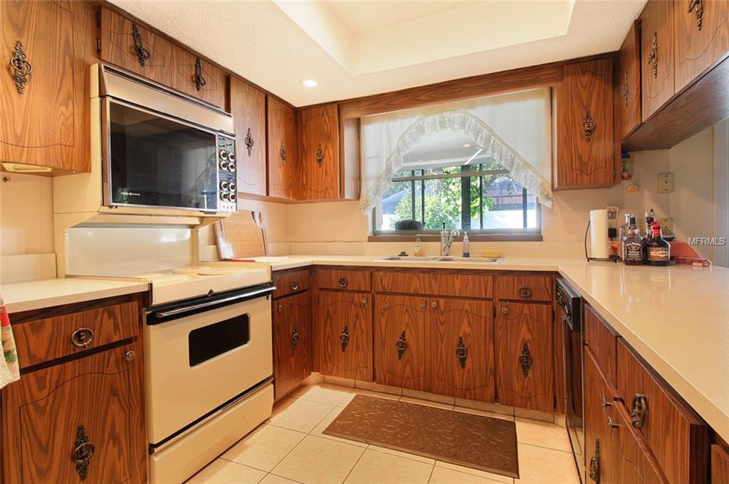 2288 RIVERSIDE DRIVE N, CLEARWATER, Florida 33764, 4 Bedrooms Bedrooms, 3 Rooms Rooms,2 BathroomsBathrooms,Residential,For sale,RIVERSIDE,U7838037