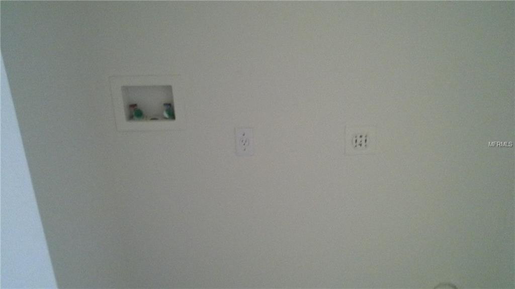 56 YORK COURT, KISSIMMEE, Florida 34758, 3 Bedrooms Bedrooms, 3 Rooms Rooms,2 BathroomsBathrooms,Residential,For sale,YORK,S4854971