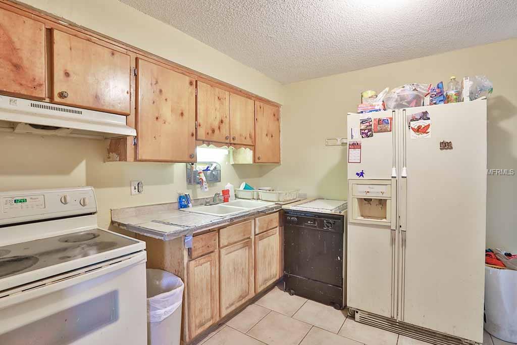 219 STATE ROAD 60 E, LAKE WALES, Florida 33853, 3 Bedrooms Bedrooms, 6 Rooms Rooms,2 BathroomsBathrooms,Residential,For sale,STATE ROAD 60,T2925066