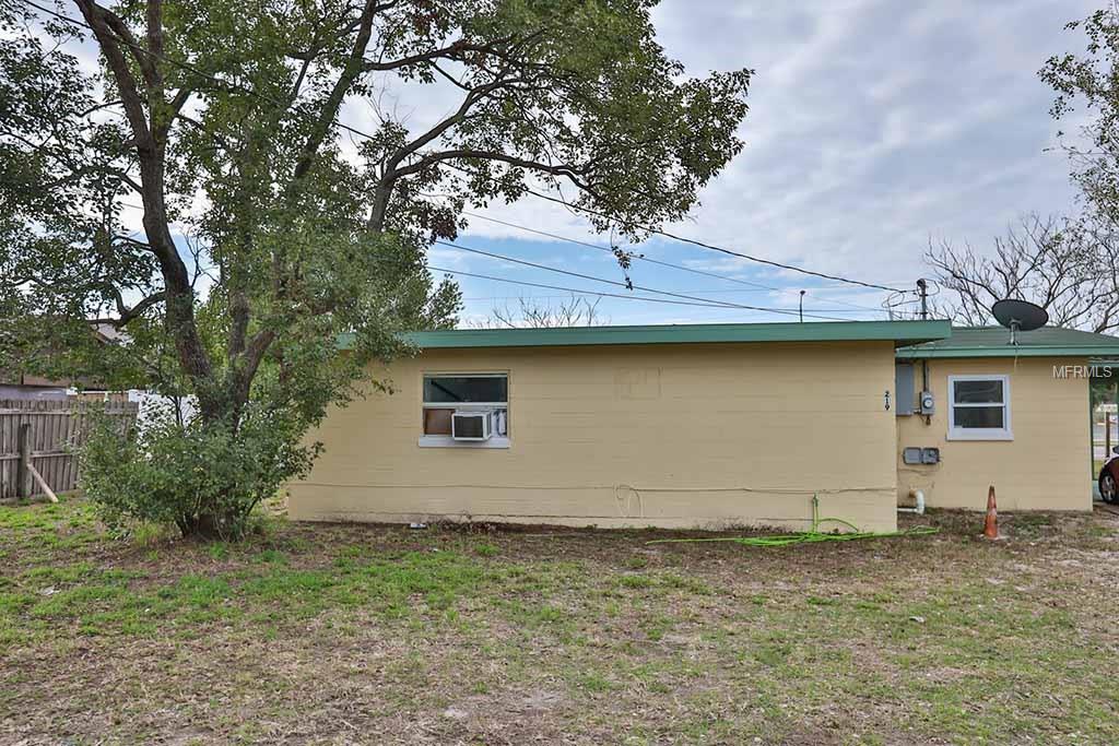 219 STATE ROAD 60 E, LAKE WALES, Florida 33853, 3 Bedrooms Bedrooms, 6 Rooms Rooms,2 BathroomsBathrooms,Residential,For sale,STATE ROAD 60,T2925066