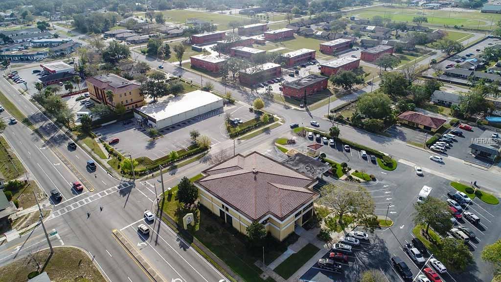 219 STATE ROAD 60 E, LAKE WALES, Florida 33853, 3 Bedrooms Bedrooms, 6 Rooms Rooms,2 BathroomsBathrooms,Residential,For sale,STATE ROAD 60,T2925066