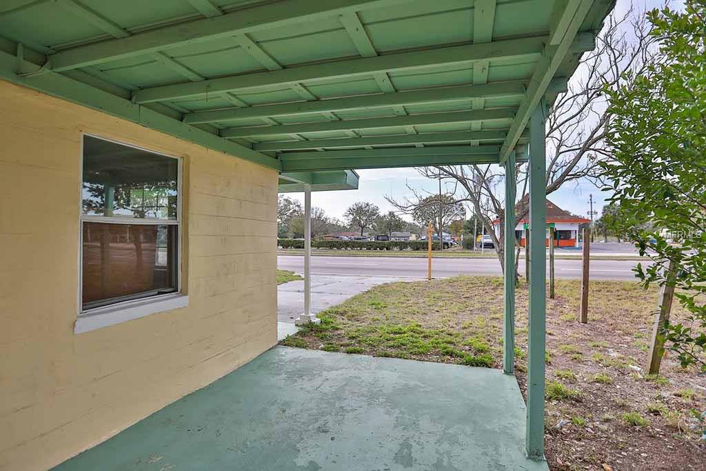 219 STATE ROAD 60 E, LAKE WALES, Florida 33853, 3 Bedrooms Bedrooms, 6 Rooms Rooms,2 BathroomsBathrooms,Residential,For sale,STATE ROAD 60,T2925066