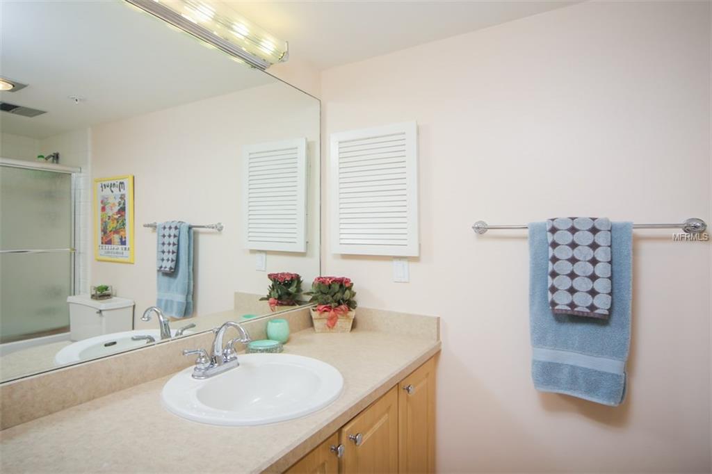 1935 GULF OF MEXICO DRIVE, LONGBOAT KEY, Florida 34228, 2 Bedrooms Bedrooms, 5 Rooms Rooms,2 BathroomsBathrooms,Residential,For sale,GULF OF MEXICO,A4209259