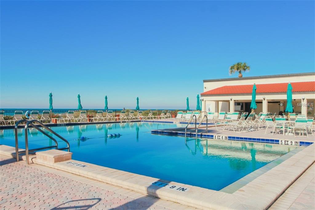 1935 GULF OF MEXICO DRIVE, LONGBOAT KEY, Florida 34228, 2 Bedrooms Bedrooms, 5 Rooms Rooms,2 BathroomsBathrooms,Residential,For sale,GULF OF MEXICO,A4209259