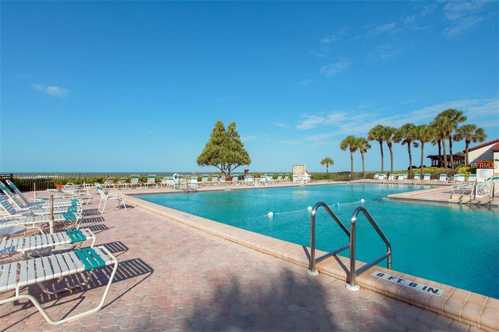 1935 GULF OF MEXICO DRIVE, LONGBOAT KEY, Florida 34228, 2 Bedrooms Bedrooms, 5 Rooms Rooms,2 BathroomsBathrooms,Residential,For sale,GULF OF MEXICO,A4209259